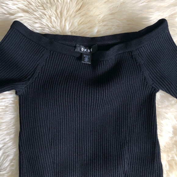 NWOT DKNY Ribbed Top - Picture 3 of 5